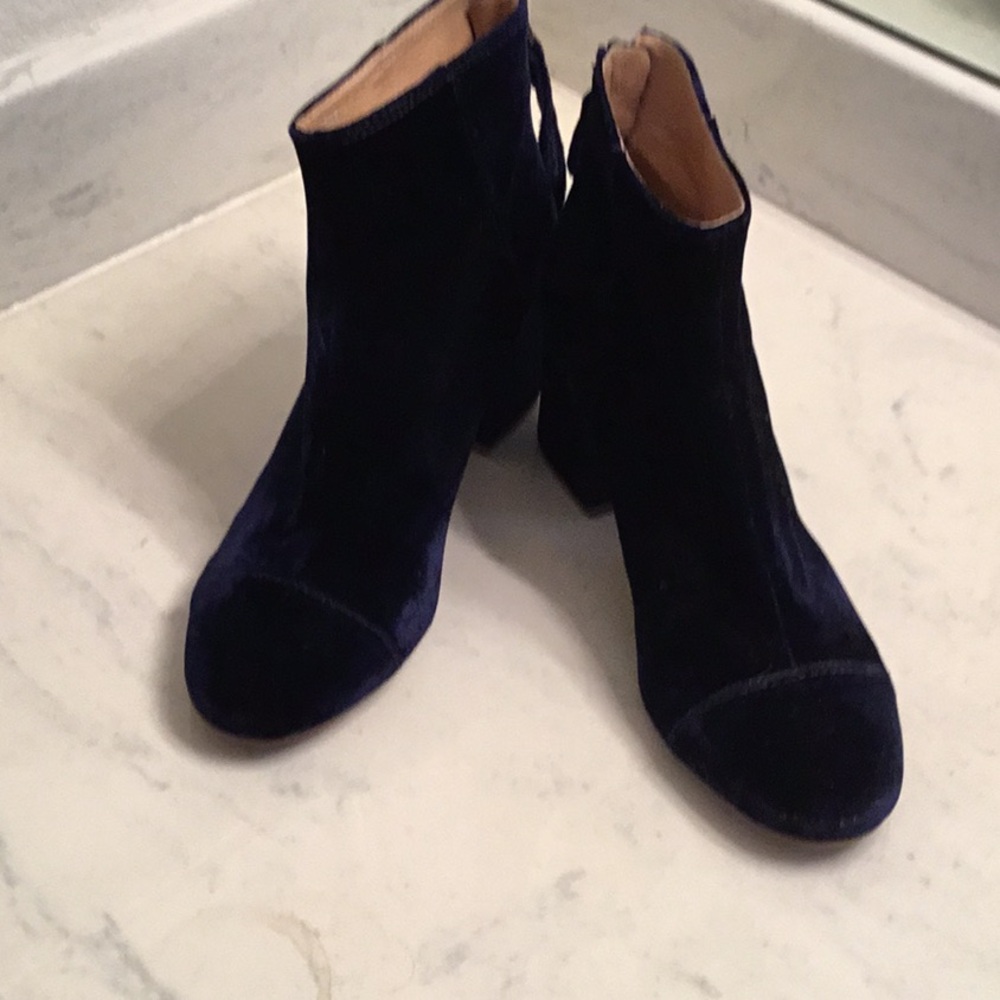 Madewell Jillian blue Velvet booties